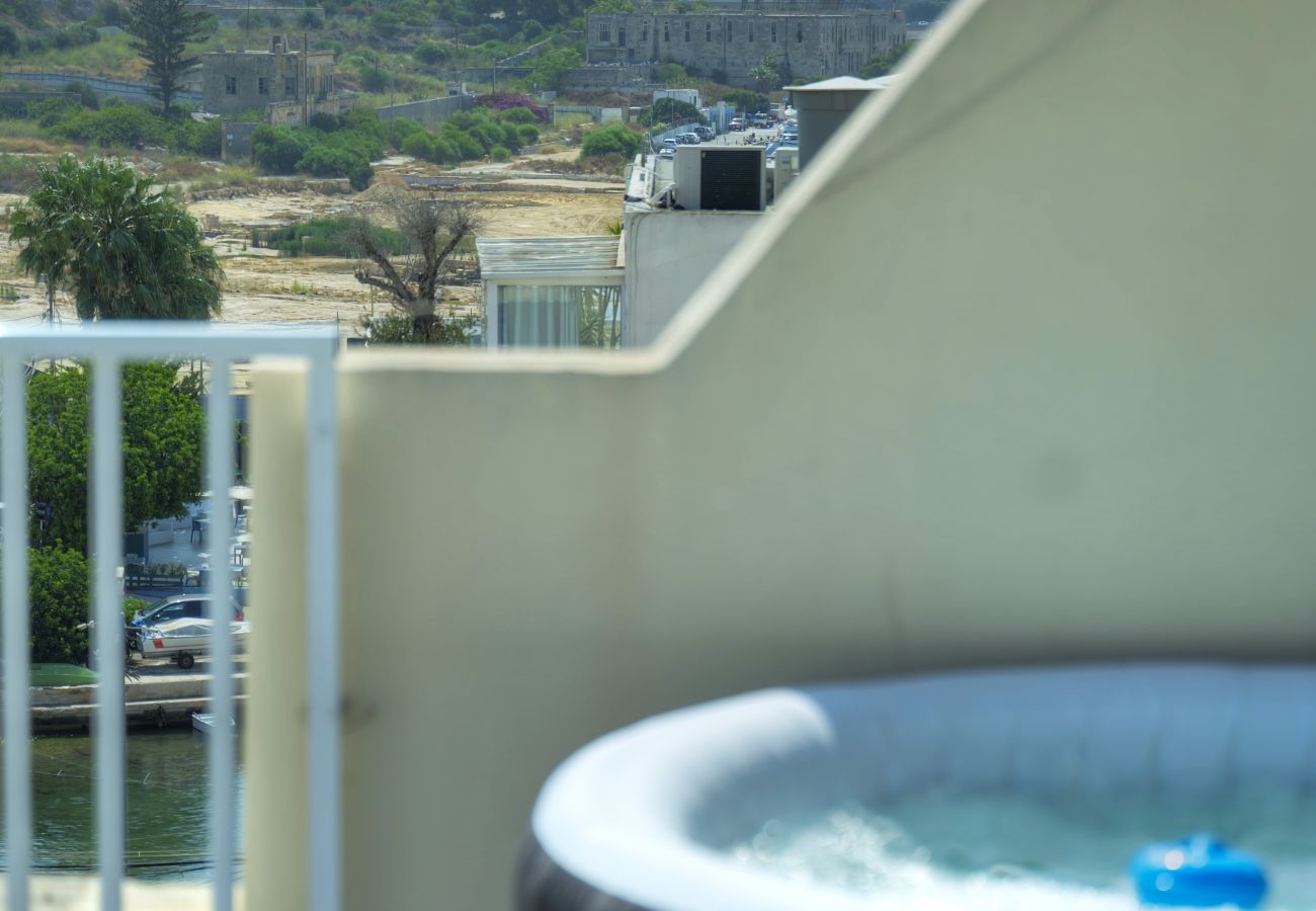 Appartement à Gzira - Luxury penthouse with sun terrace & jacuzzi RJOR1-1