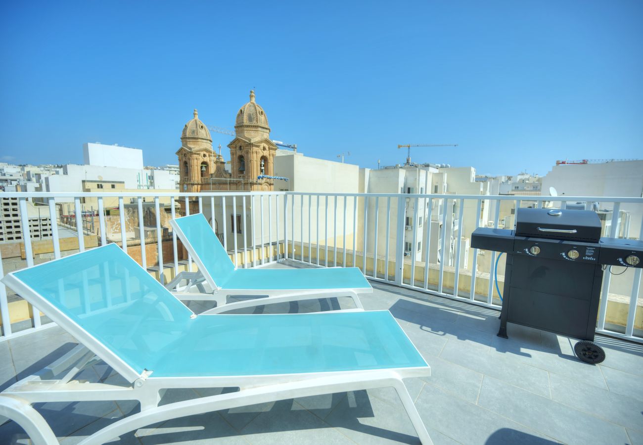 Appartement à Gzira - Luxury penthouse with sun terrace & jacuzzi RJOR1-1