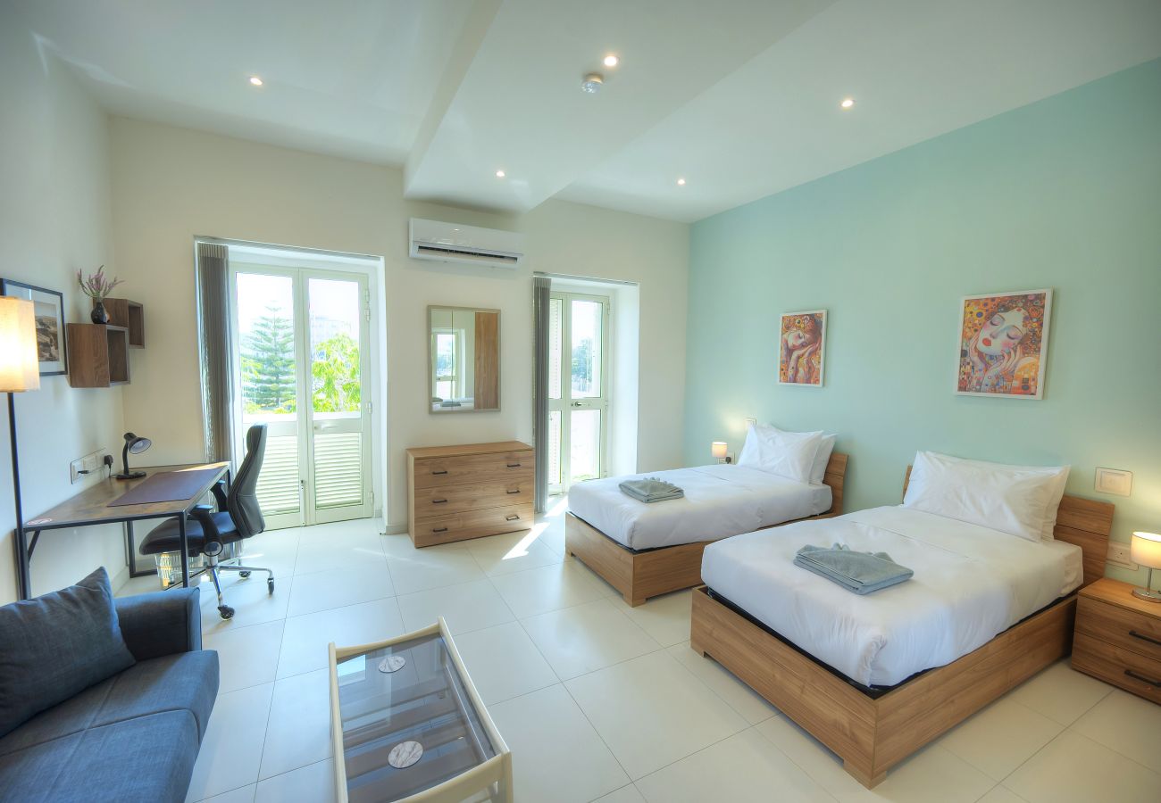 Appartement à Floriana - Britannia Suites, 2bedrooms flat, city view JCAS1