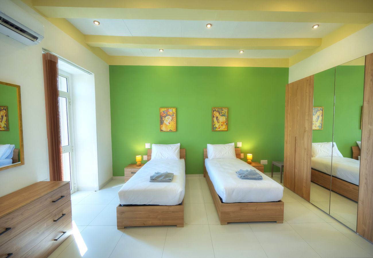 Appartement à Floriana - Britannia Suites, charming 2 bedroom flat  JCAS2