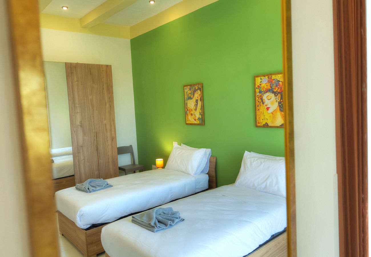 Appartement à Floriana - Britannia Suites, charming 2 bedroom flat  JCAS2