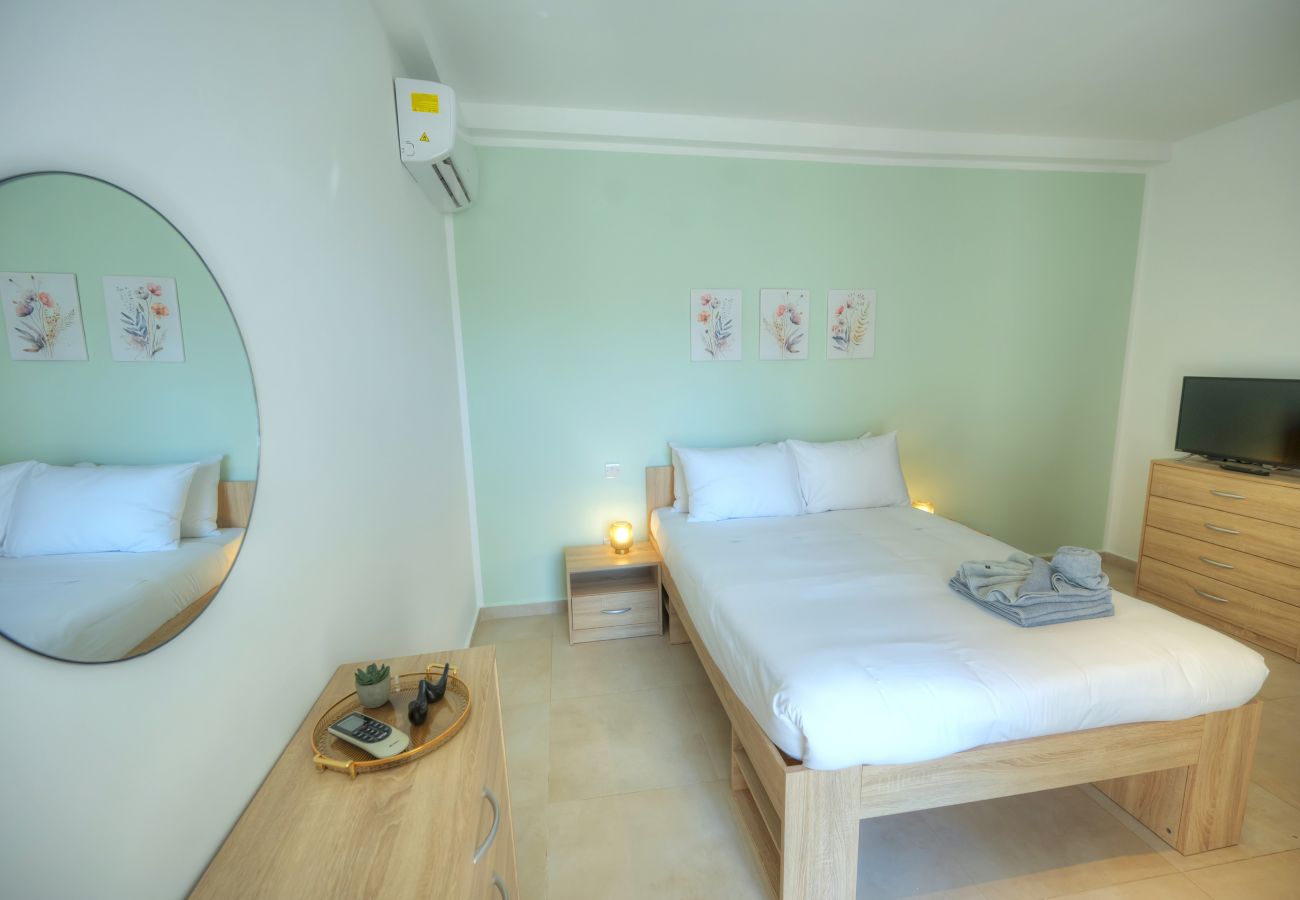 Appartement à Gzira - Spacious one bedroom with study JGRI1-1