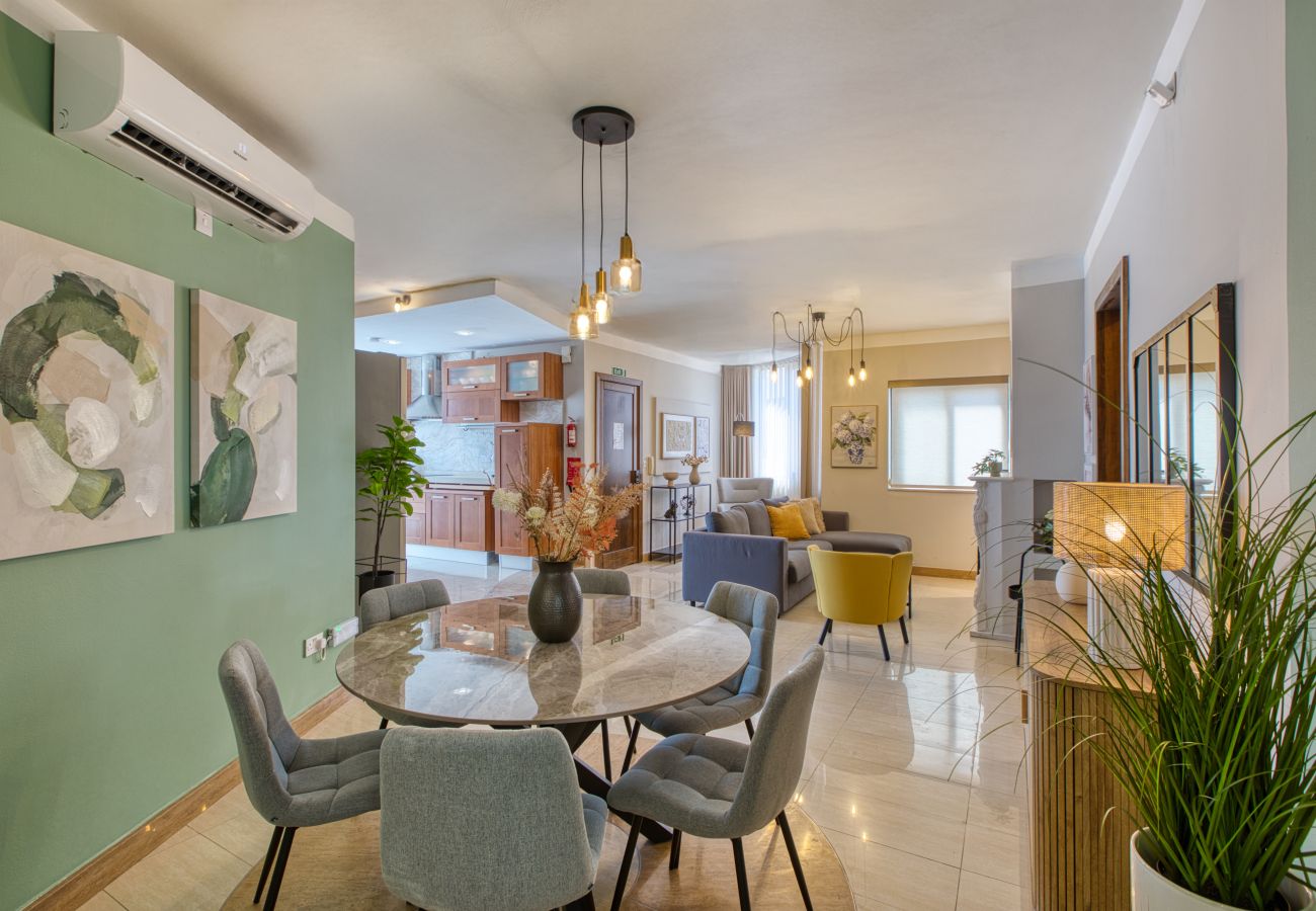 Maison à Gzira - 3bedroom house with jacuzzi and roof terrace VFRA1-1