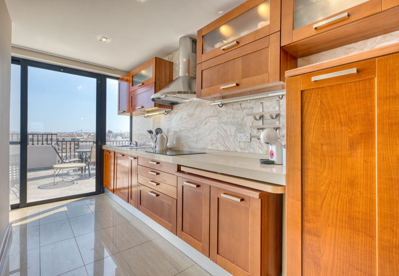Maison à Gzira - 3bedroom house with jacuzzi and roof terrace VFRA1-1