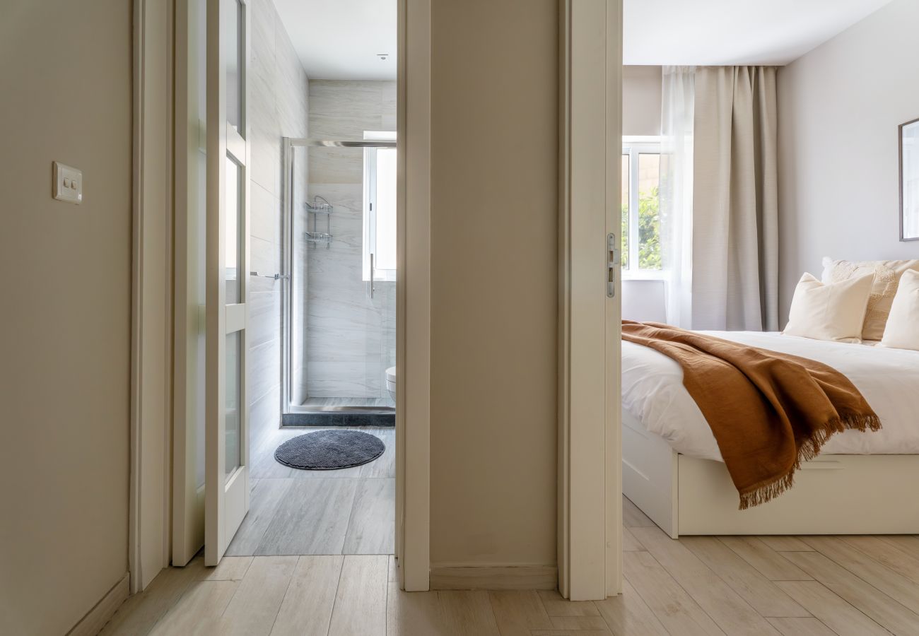 Appartement à Sliema - Chich and modern 2 bedroom with yard LDEM1-2