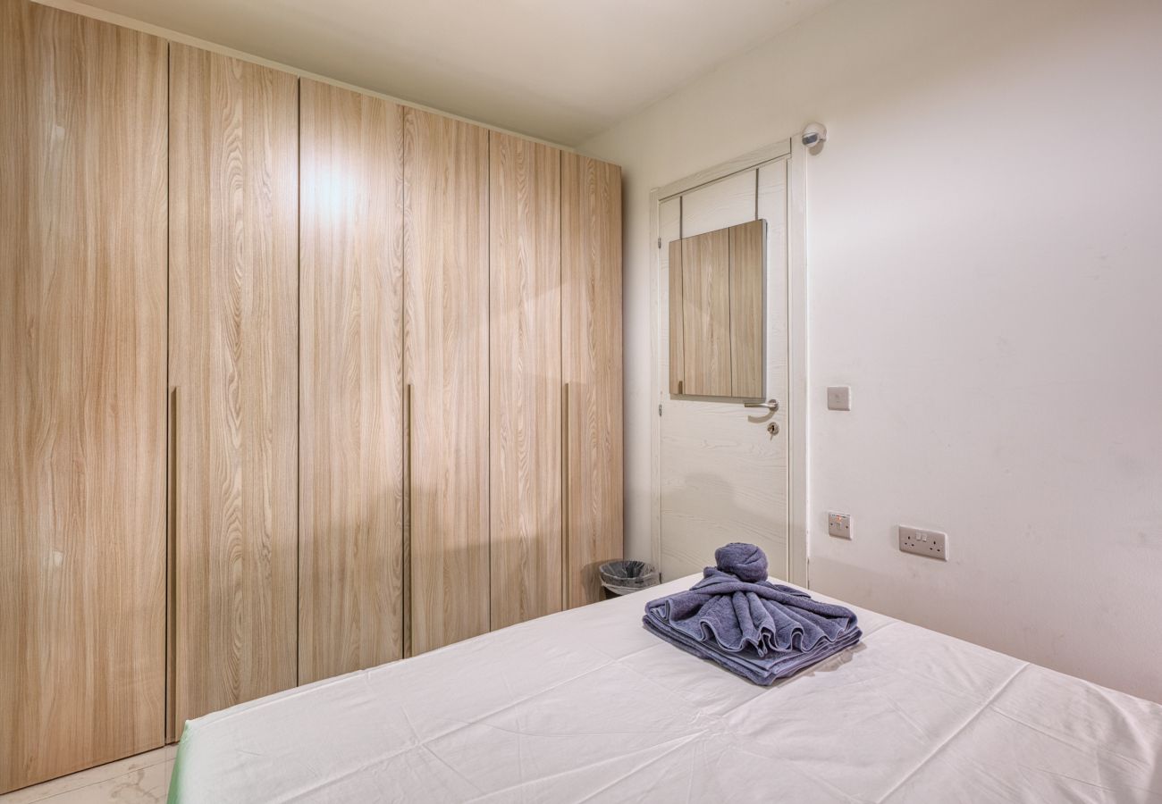 Appartement à Msida - Modern 3 bedroom with Jacuzzi and terrace MCAR1-1