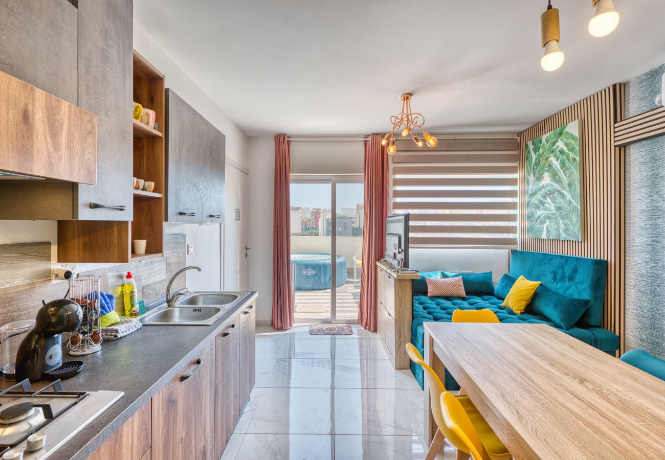 Appartement à Msida - Modern 3 bedroom with Jacuzzi and terrace MCAR1-1