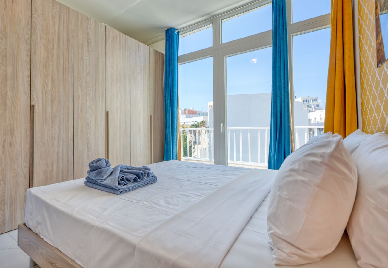 Appartement à Msida - Charming 3bedroom with jacuzi and terrace MCAR1-2