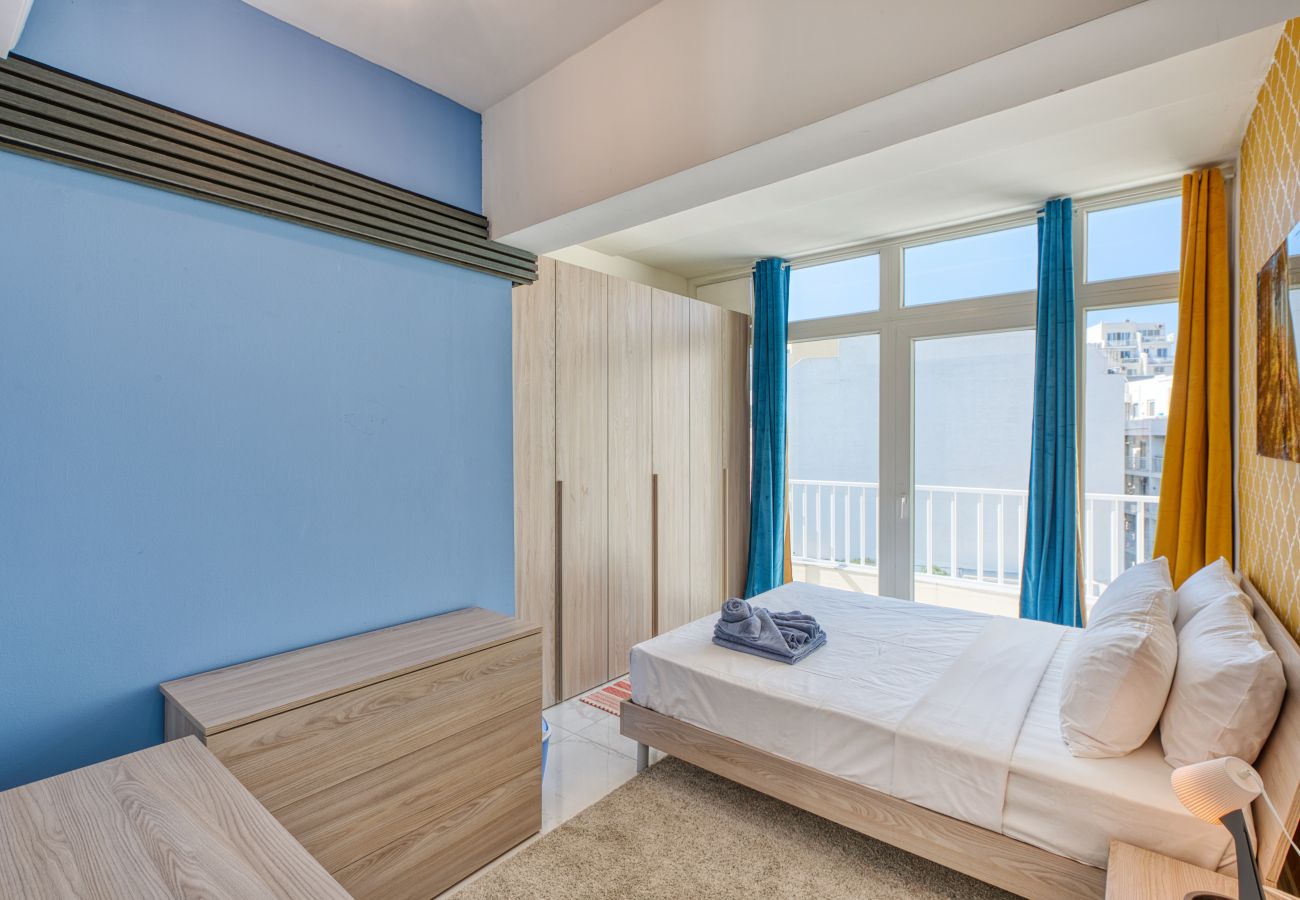 Appartement à Msida - Charming 3bedroom with jacuzi and terrace MCAR1-2