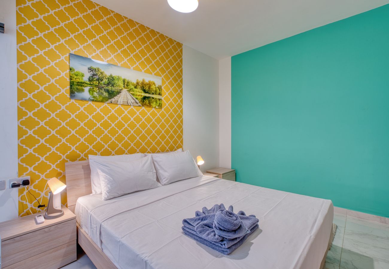 Appartement à Msida - Charming 3bedroom with jacuzi and terrace MCAR1-2