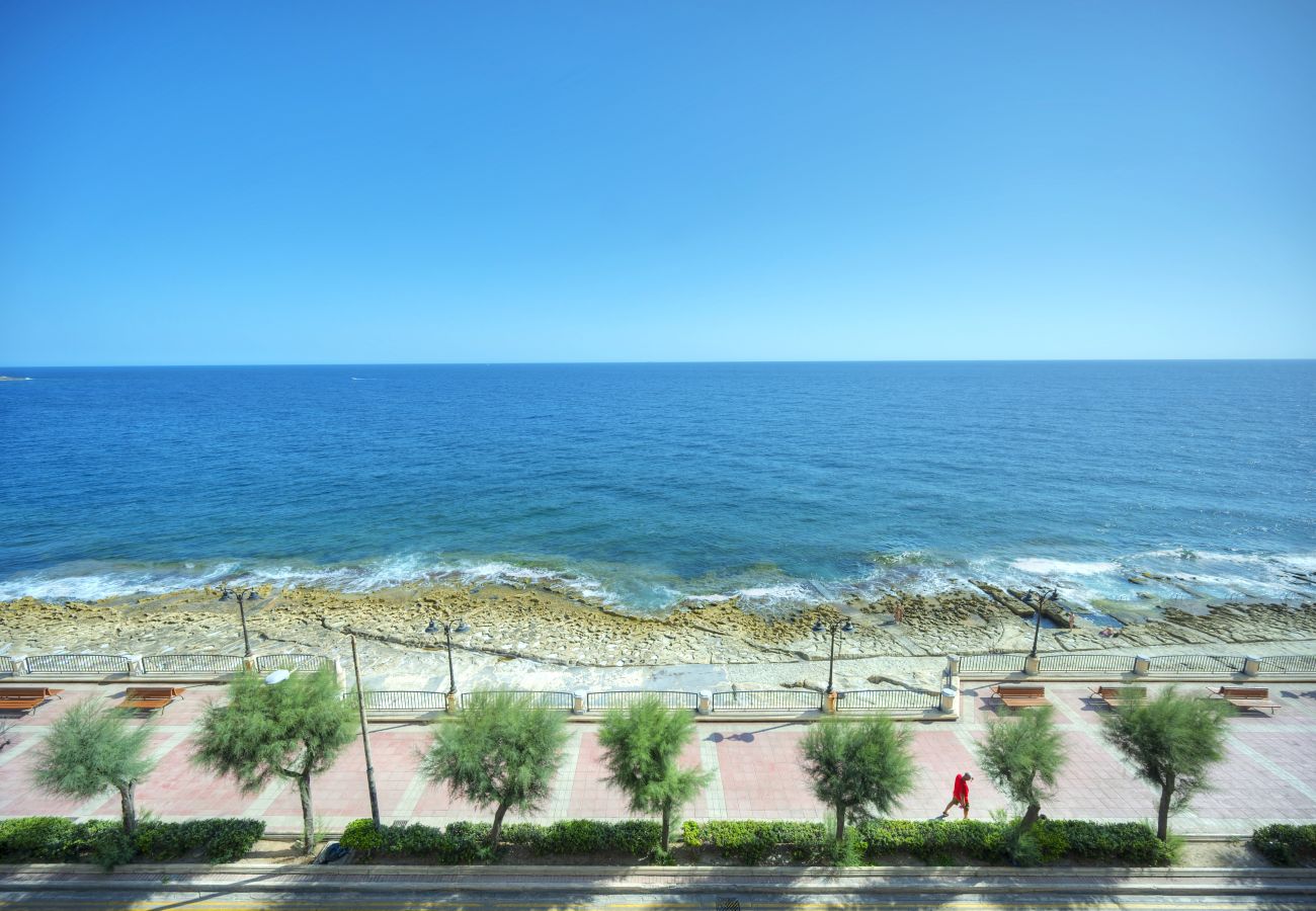 Appartement à Sliema - Charming, modern 3 bedroom seafront