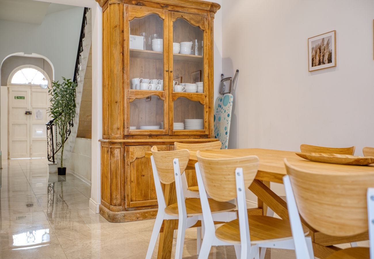 Maison à Sliema - Impressive 3 bedrooms, sun terrace, jacuzzi AMRA1-1