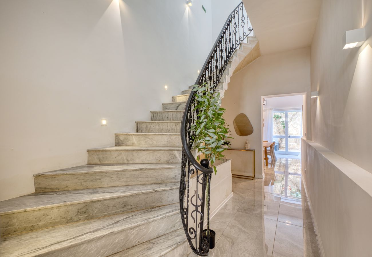 Maison à Sliema - Impressive 3 bedrooms, sun terrace, jacuzzi AMRA1-1