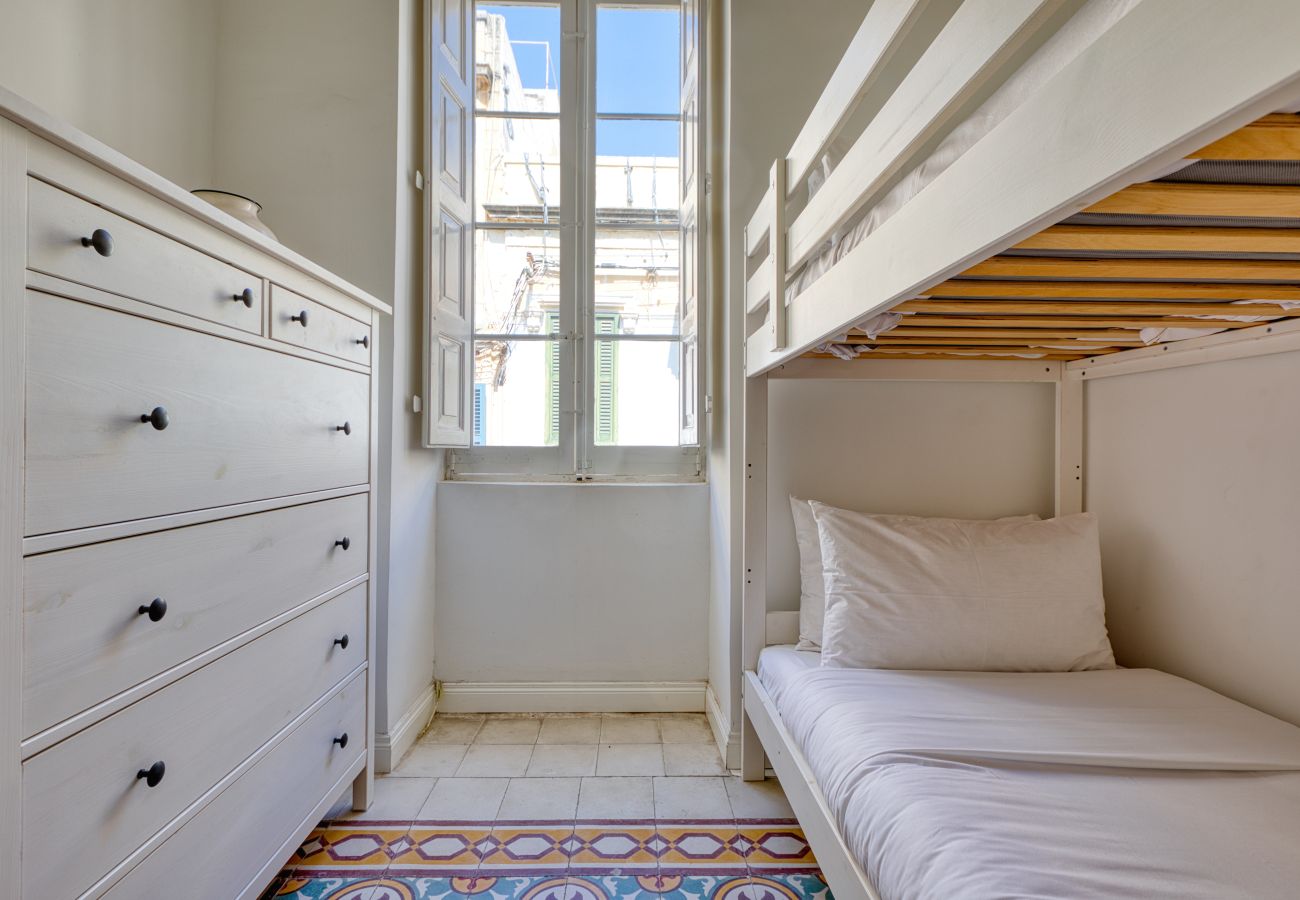 Maison à Sliema - Impressive 3 bedrooms, sun terrace, jacuzzi AMRA1-1