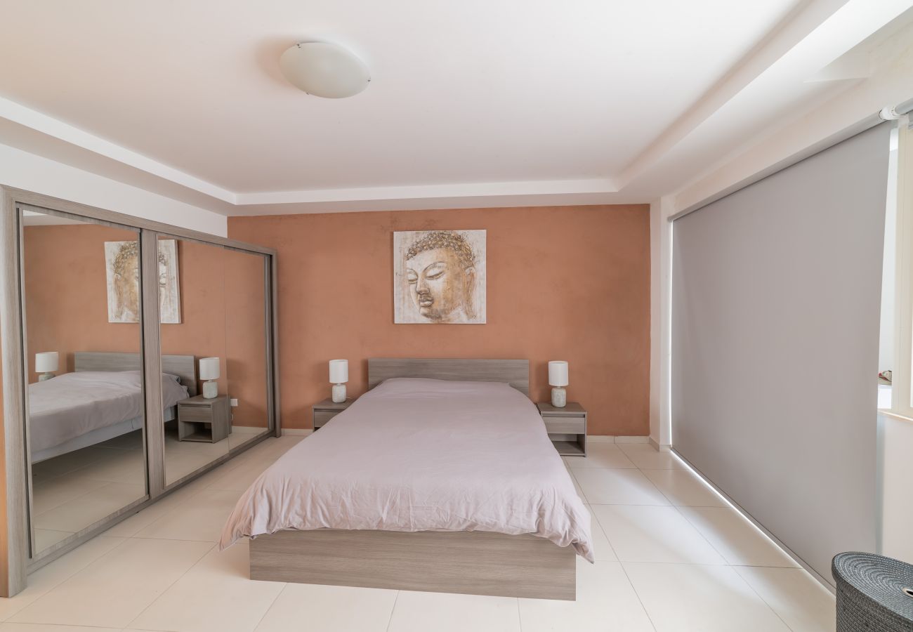 Appartement à Gzira - Modern & Charming 1-Bedroom flat in Gzira JVAS1-1