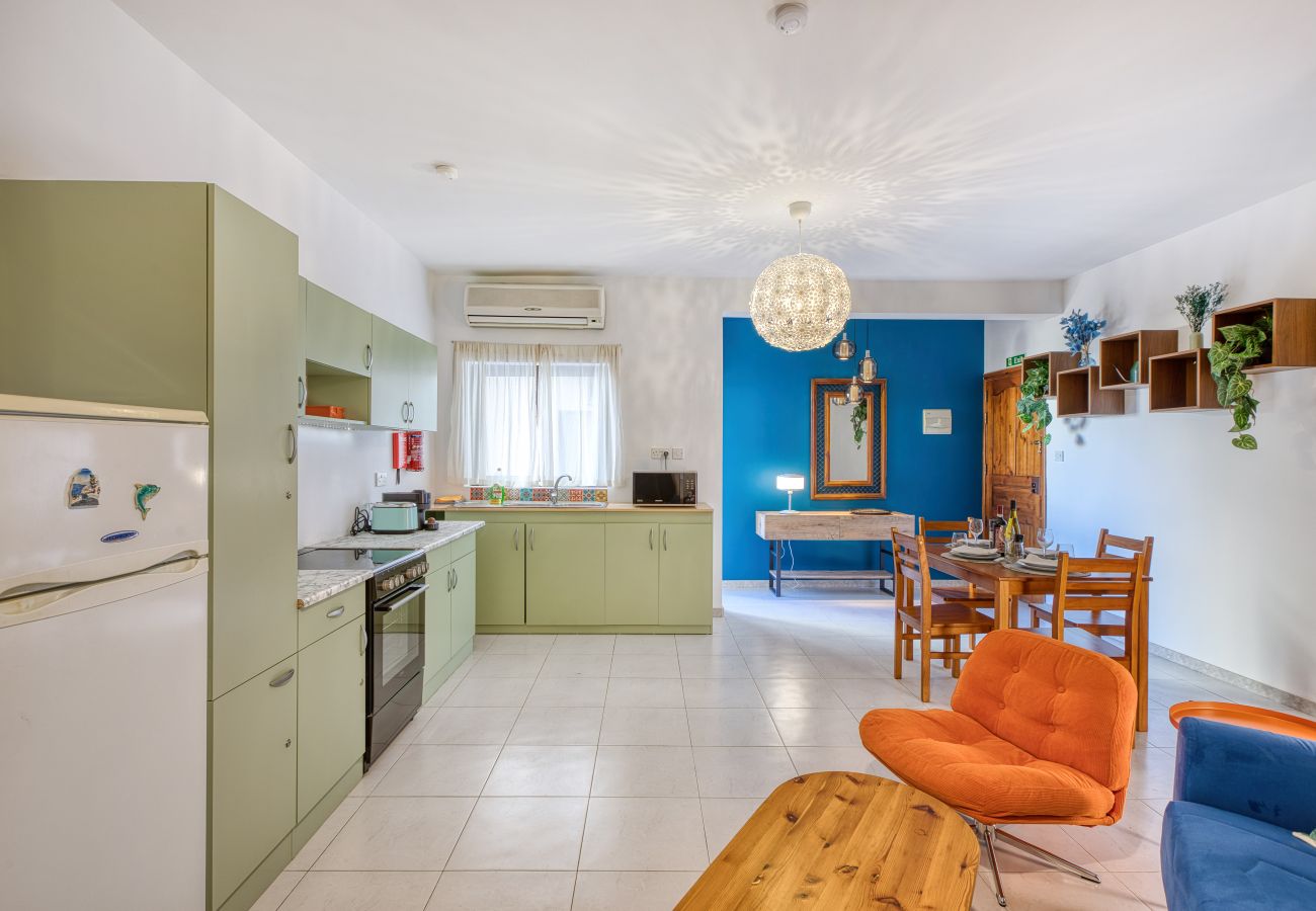 Appartement à Msida - Charming 2-Bedroom Apartment with Balconies MGAJ1-1