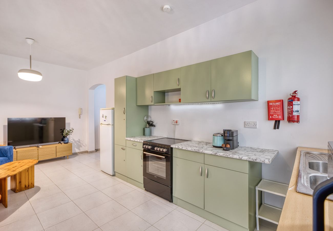 Appartement à Msida - Charming 2-Bedroom Apartment with Balconies MGAJ1-1