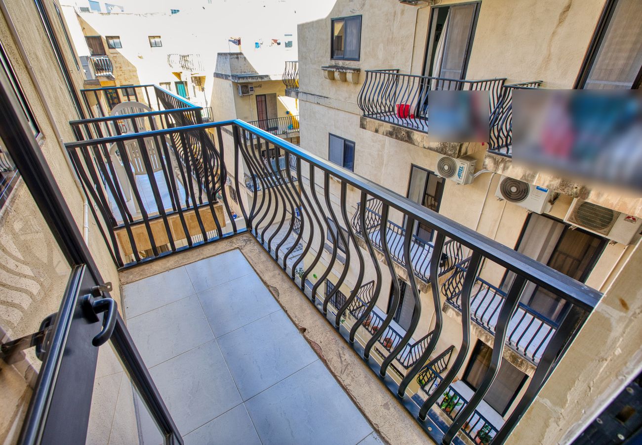 Appartement à Msida - Charming 2-Bedroom Apartment with Balconies MGAJ1-1
