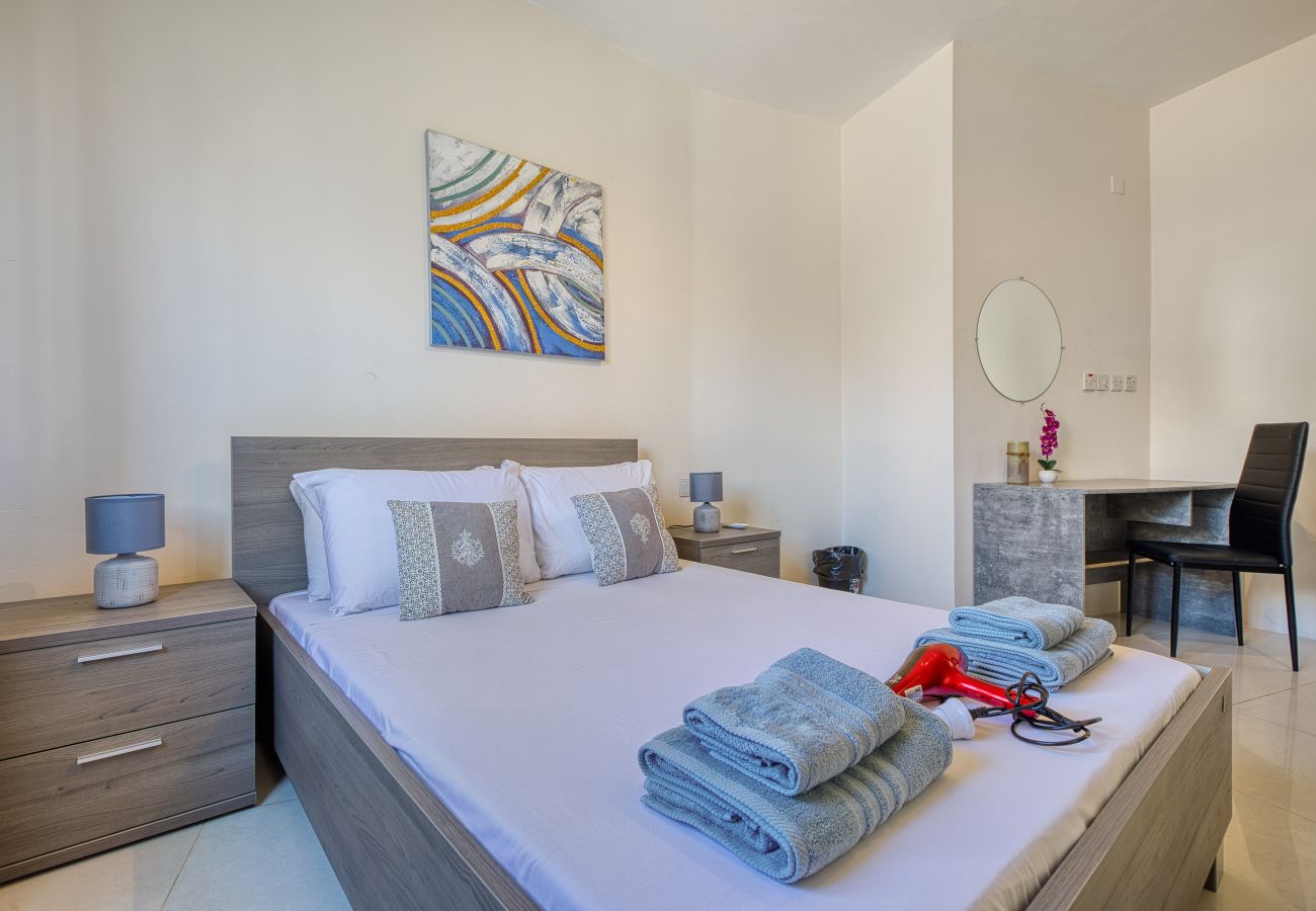 Appartement à St Julian's - Cosy 1-Bedroom with balcony in St. Julian’s AEBE1-1