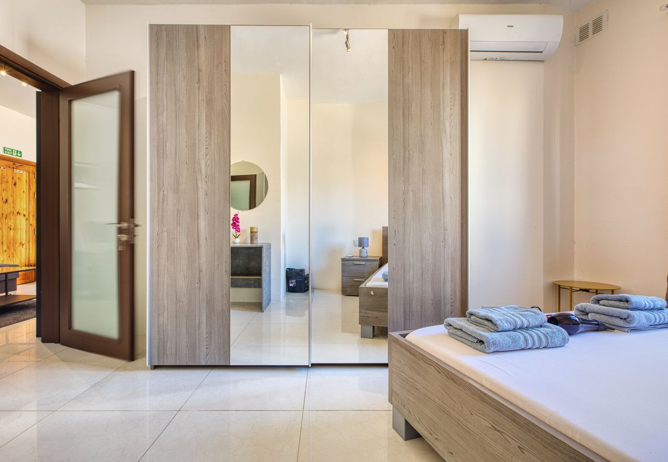 Appartement à St Julian's - Cosy 1-Bedroom with balcony in St. Julian’s AEBE1-1