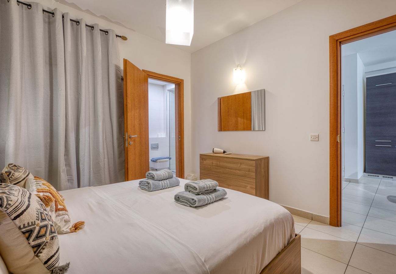 Appartement à St Julian's - Spacious 2 bedroom apartment in Spinola Bay CGRE1-1