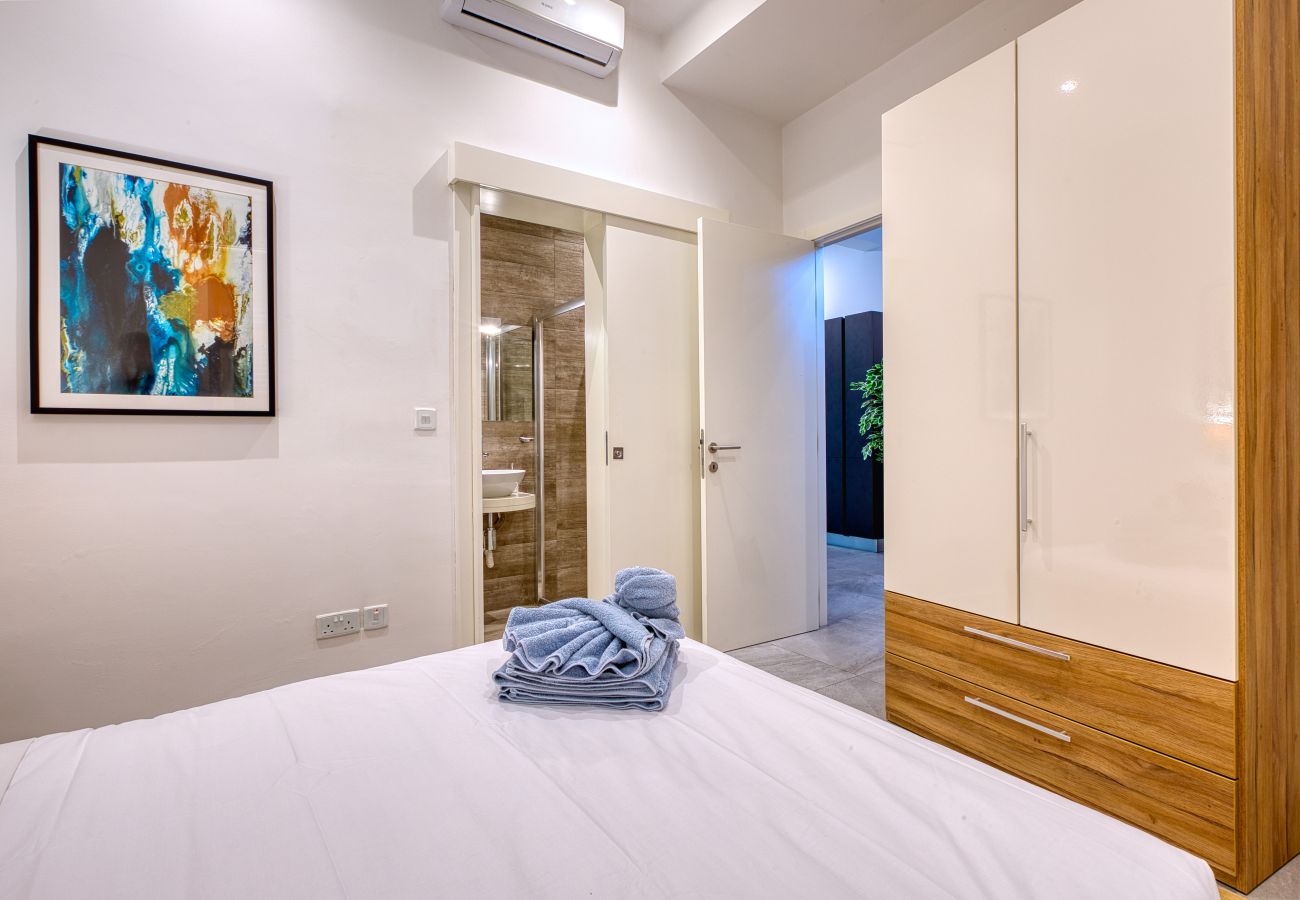 Maison à Valletta - Luxury 2bedroom house with large back yard RABE1-2