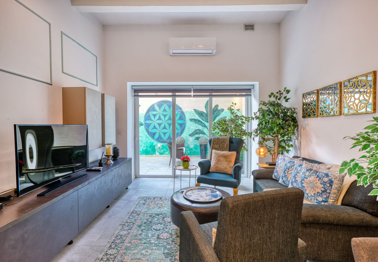 Maison à Valletta - Luxury 2bedroom house with large back yard RABE1-2