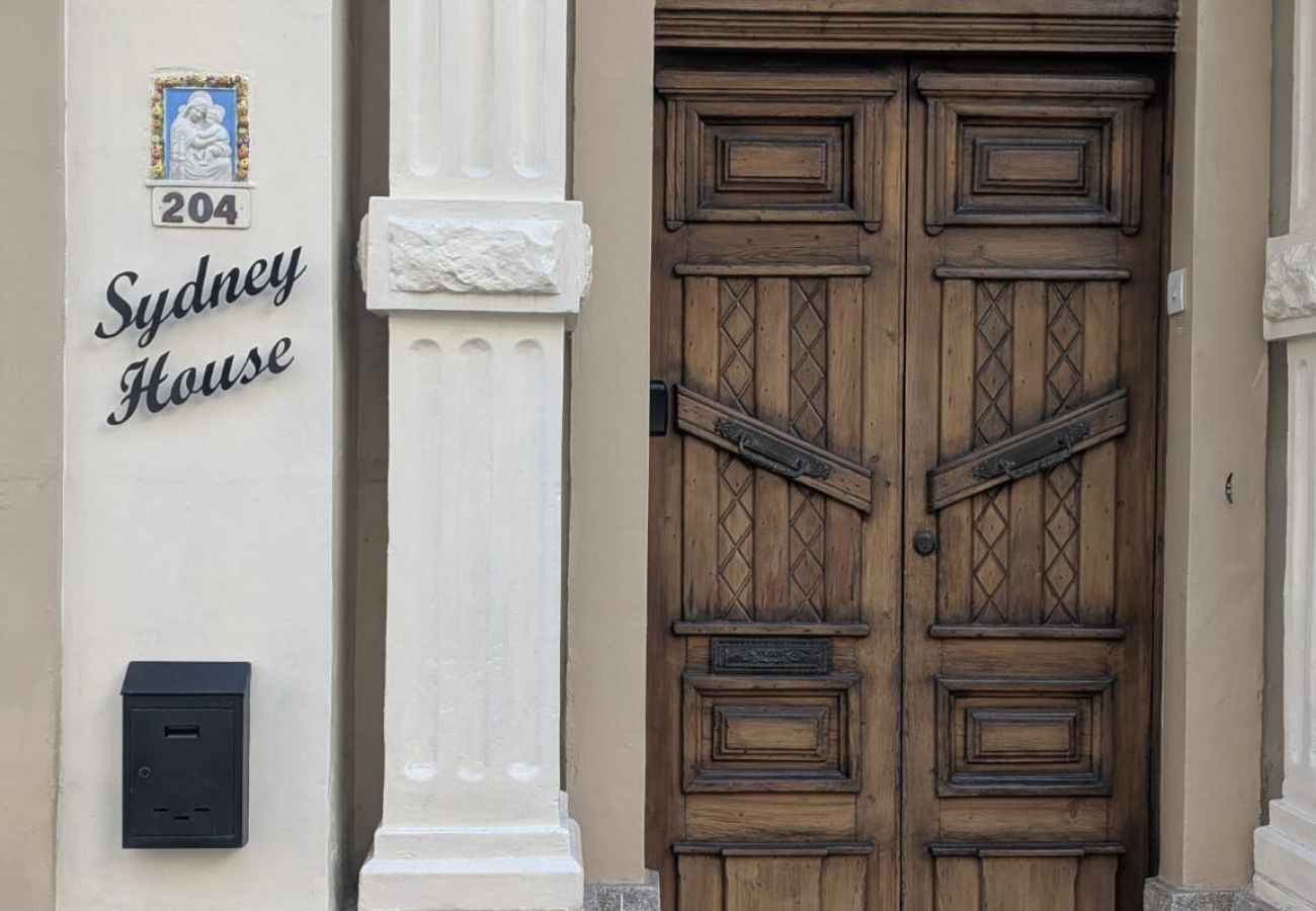 Maison à St Julian's - Traditional, large 3 bedroom house with Yard JBAR1-1