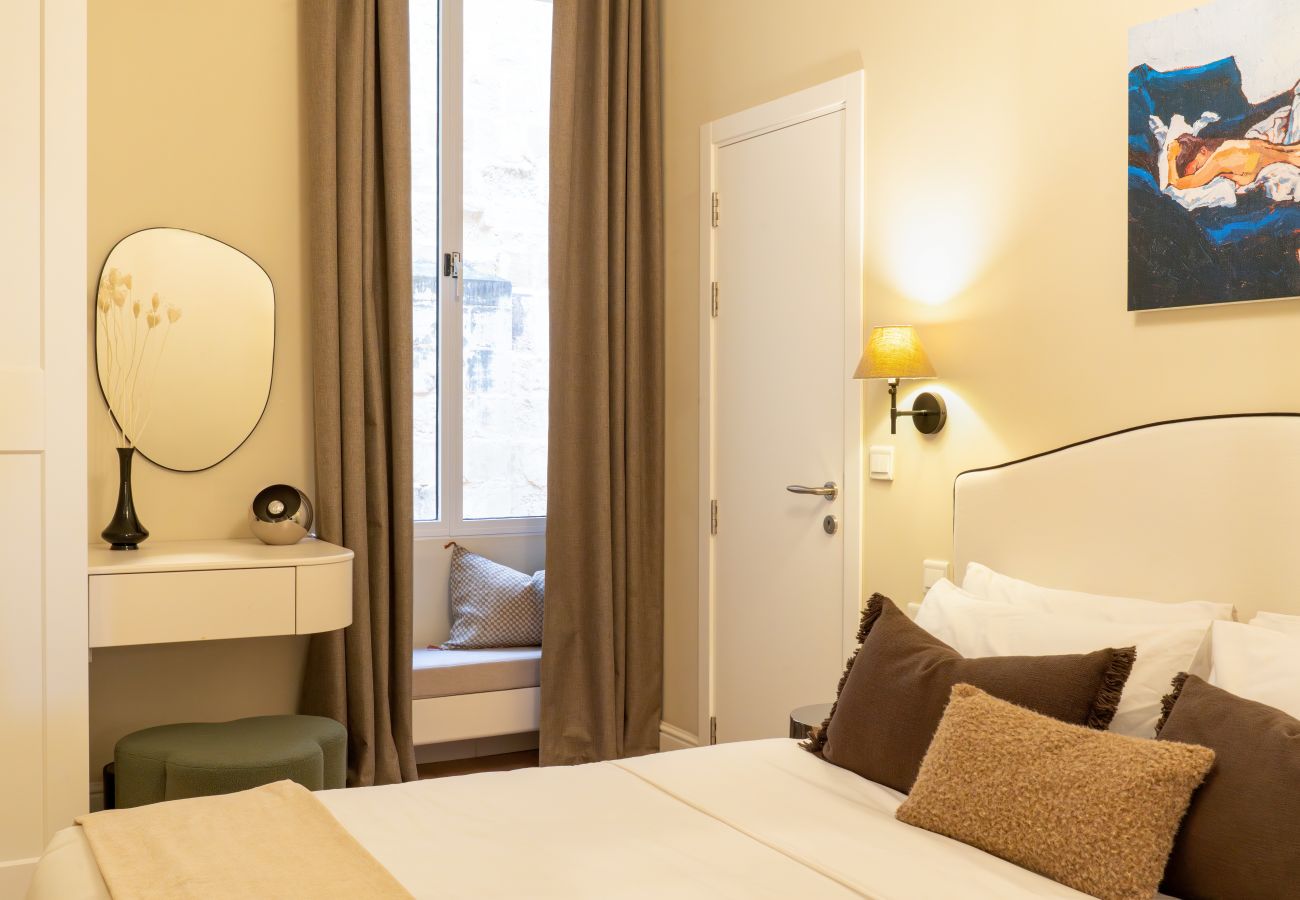 Appartement à Valletta - Elegant seaview 2 bedroom flat with balcony LDEM1-5