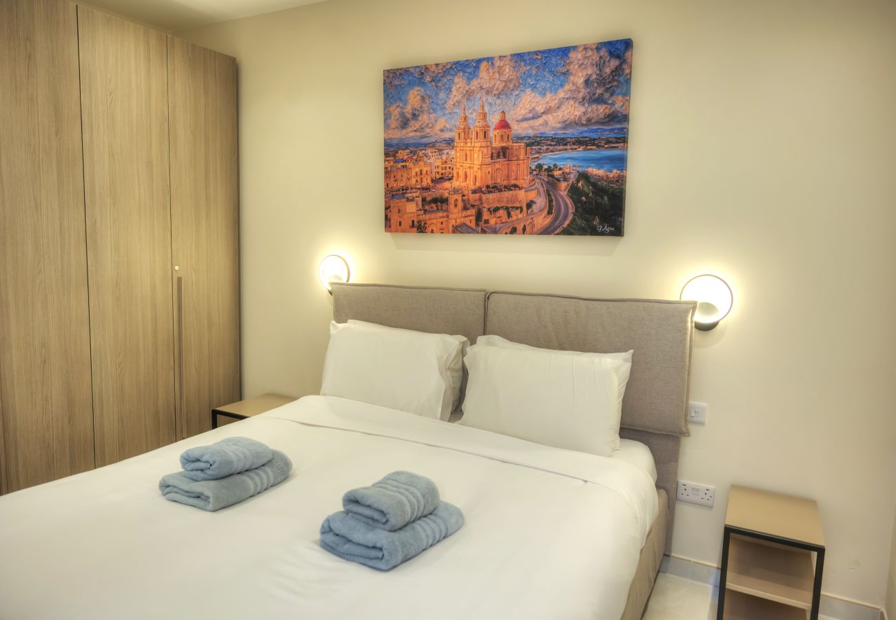 Appartement à St Julian's - Luxury seaview penthouse,roof terrace,hot tub YVAN1-1