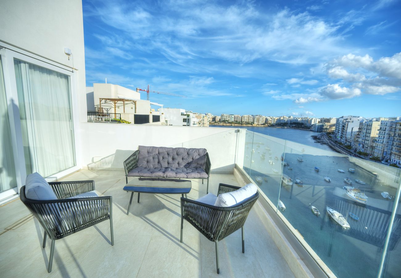 Appartement à St Julian's - Luxury seaview penthouse,roof terrace,hot tub YVAN1-1