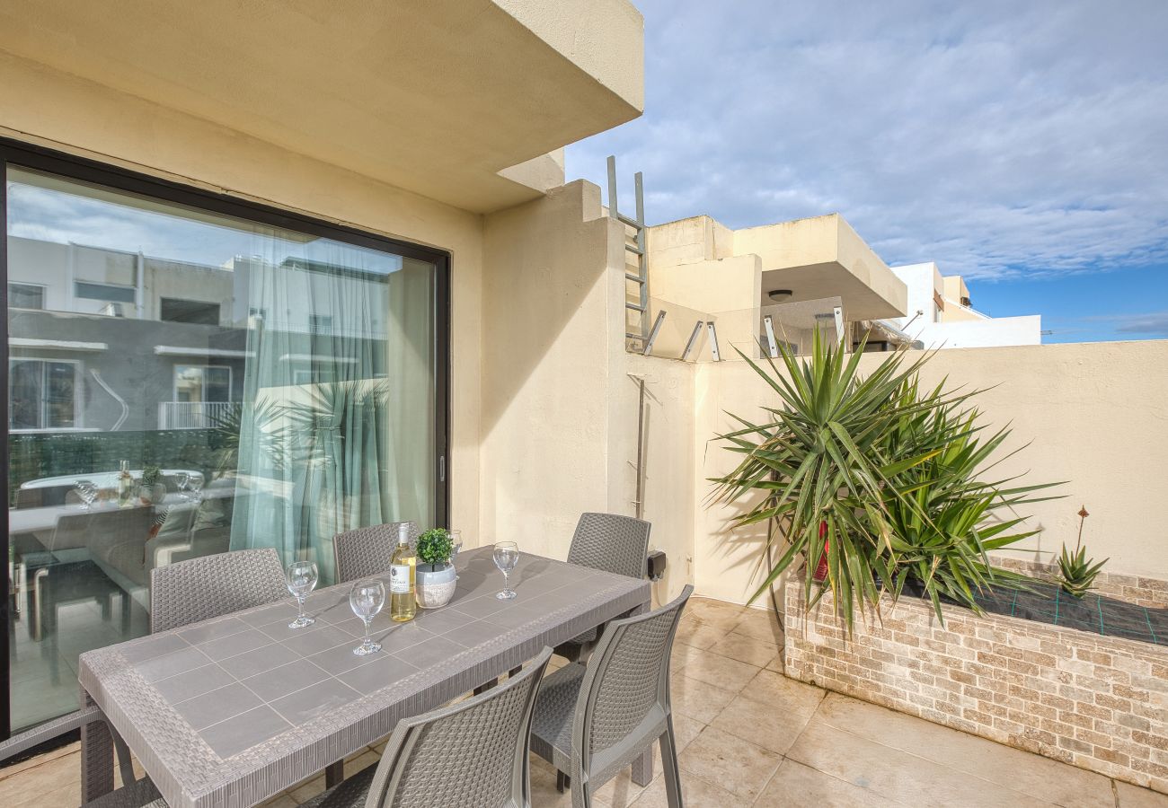 Appartement à Marsaskala - Elegant apartment, large sun terrace, hot tub SMAS1-1 
