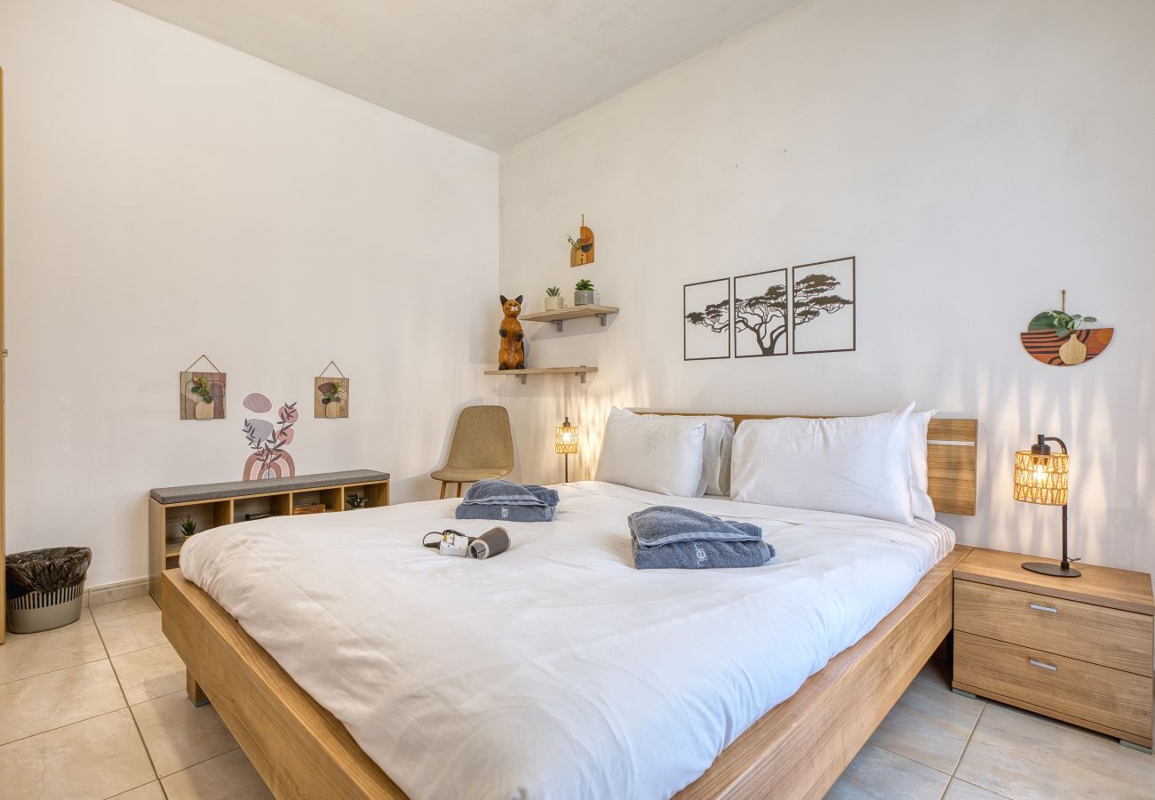 Appartement à Marsaskala - Elegant apartment, large sun terrace, hot tub SMAS1-1 