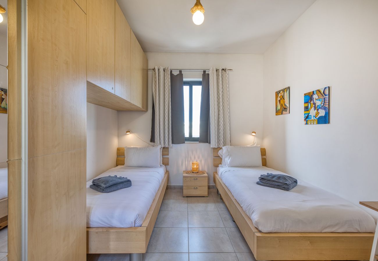 Appartement à Marsaskala - Elegant apartment, large sun terrace, hot tub SMAS1-1 