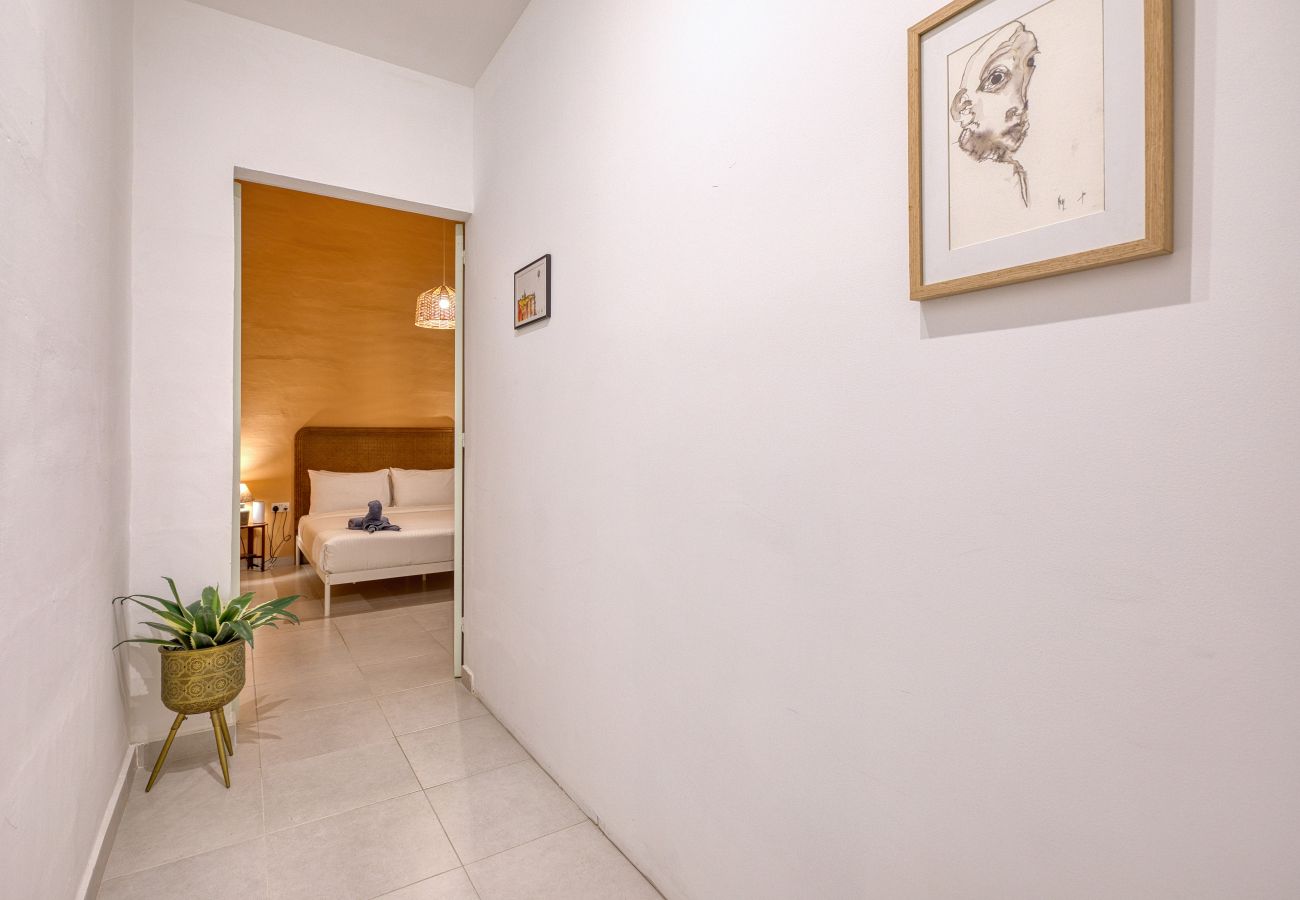 Appartement à L-Isla - Stylish 2 bedroom flat, breath taking views BBRI1-1