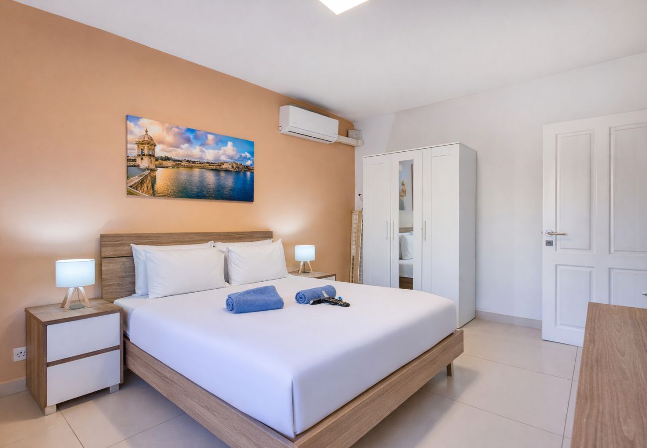 Appartement à Swieqi - Modern and cosy 2 bedroom flat with balcony BSAI1-1