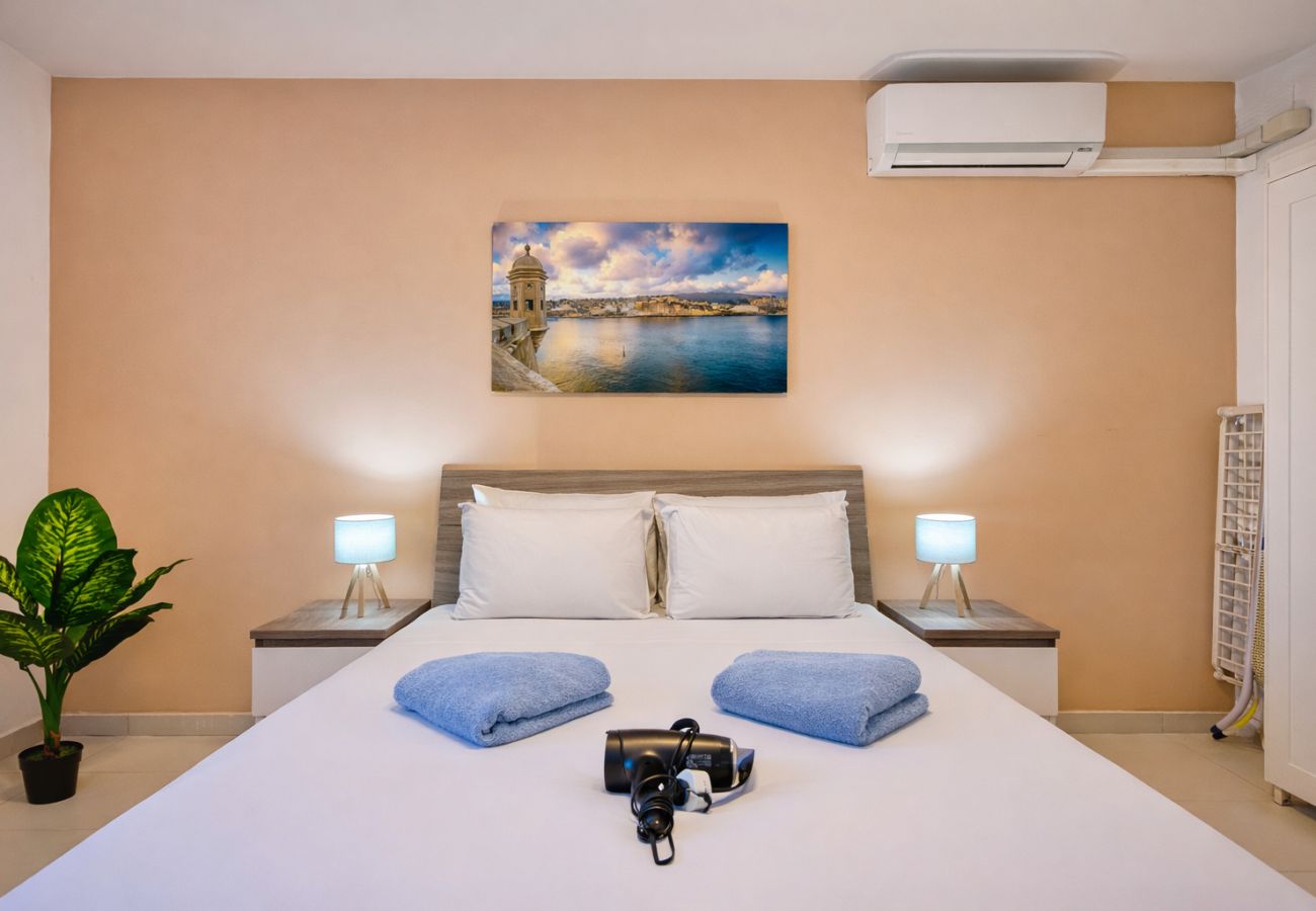 Appartement à Swieqi - Modern and cosy 2 bedroom flat with balcony BSAI1-1