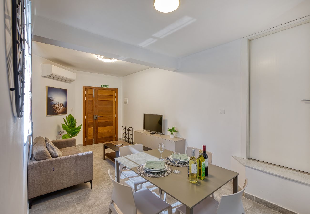 Appartement à San Gwann - Modern Maisonette in Central Location KARP1-2
