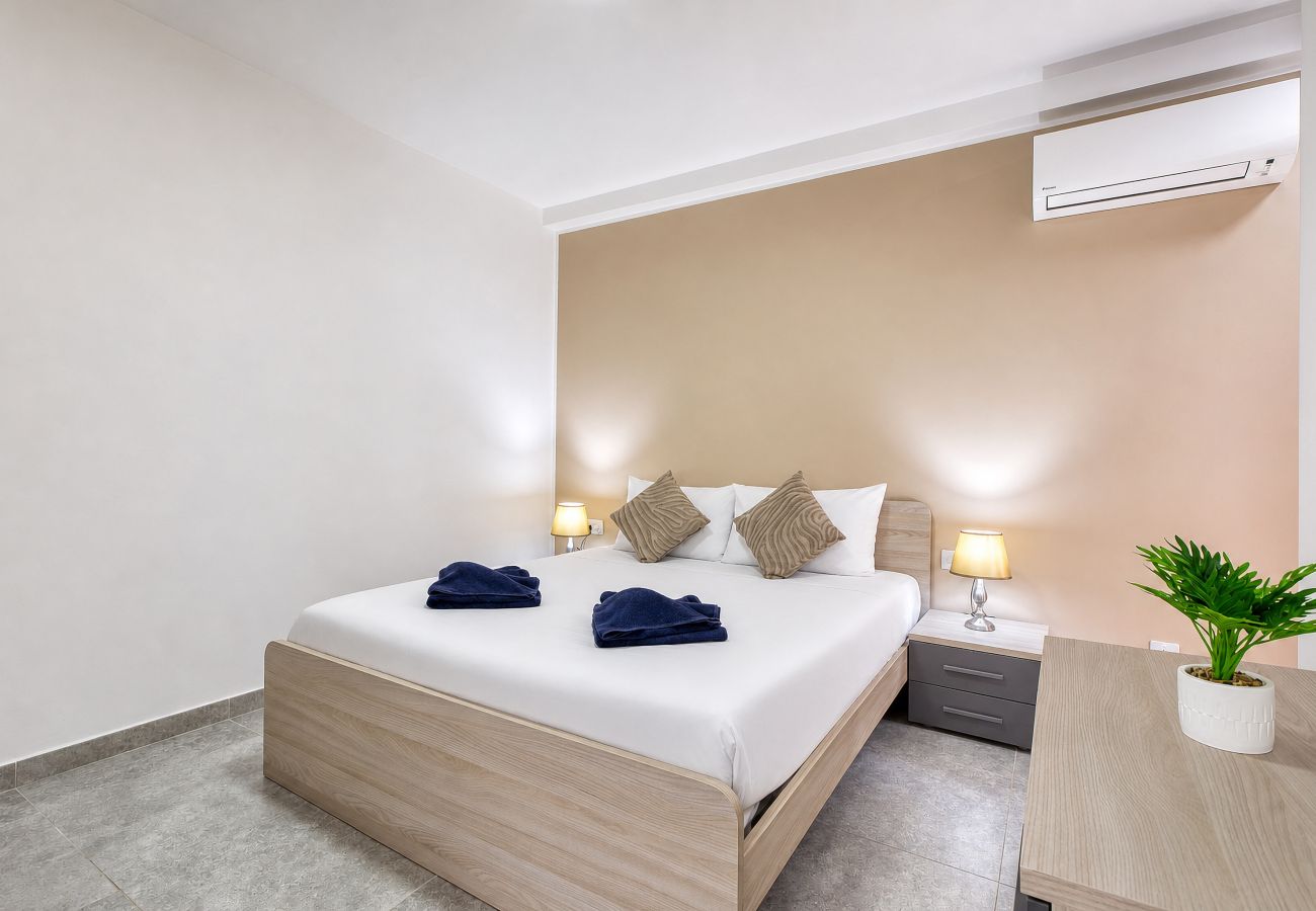 Appartement à San Gwann - Refined 2 bedroom apartment with balcony KARP1-9