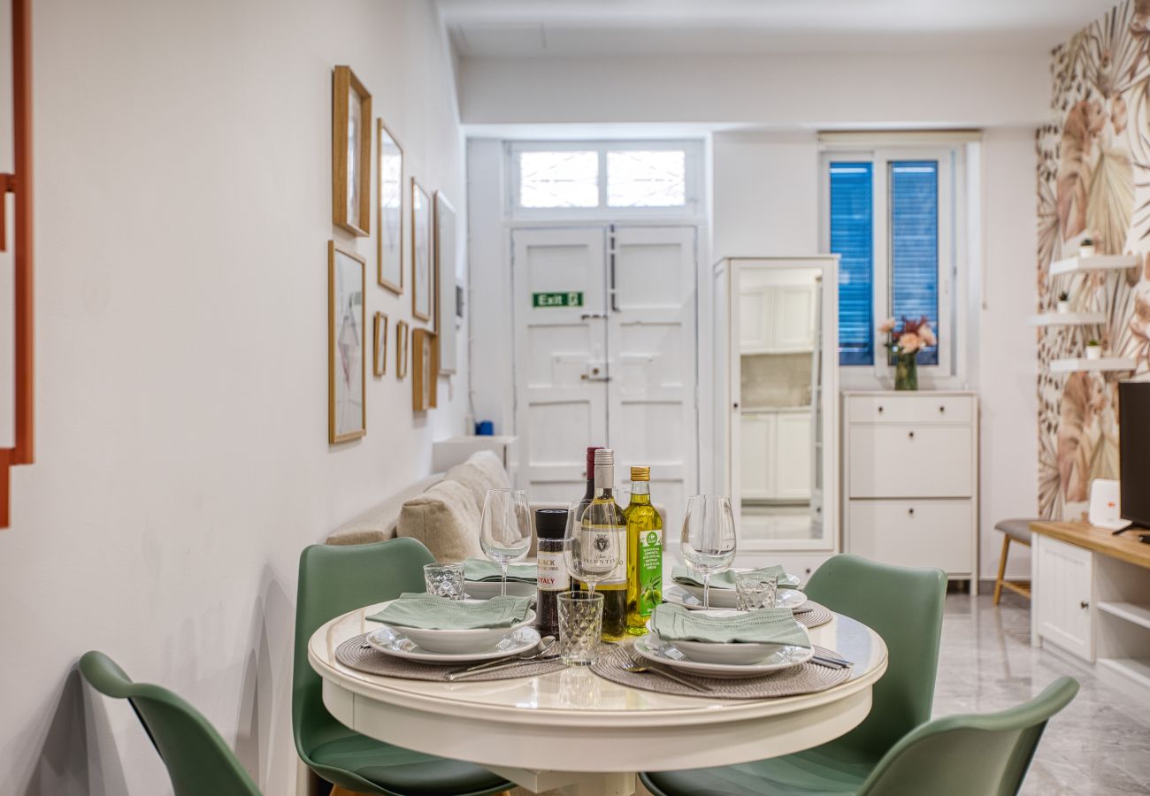 Maison à Hamrun - Luxury maisonette with yard in central Malta RIAN1-1