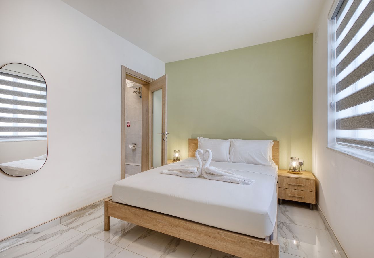 Appartement à San Gwann - Stylish and bright 2 bedroom with balcony DCAR1-1