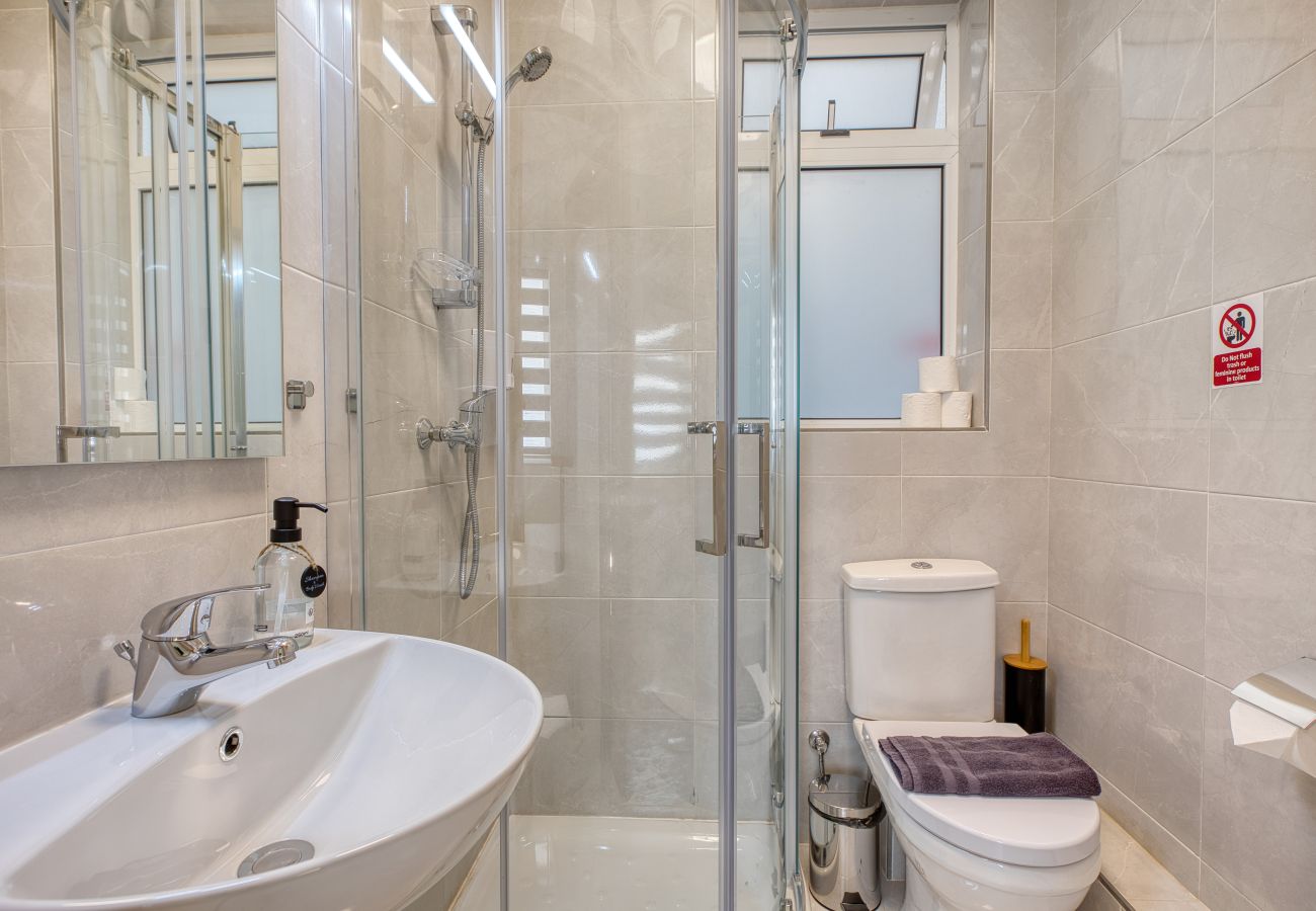 Appartement à San Gwann - Stylish and bright 2 bedroom with balcony DCAR1-1