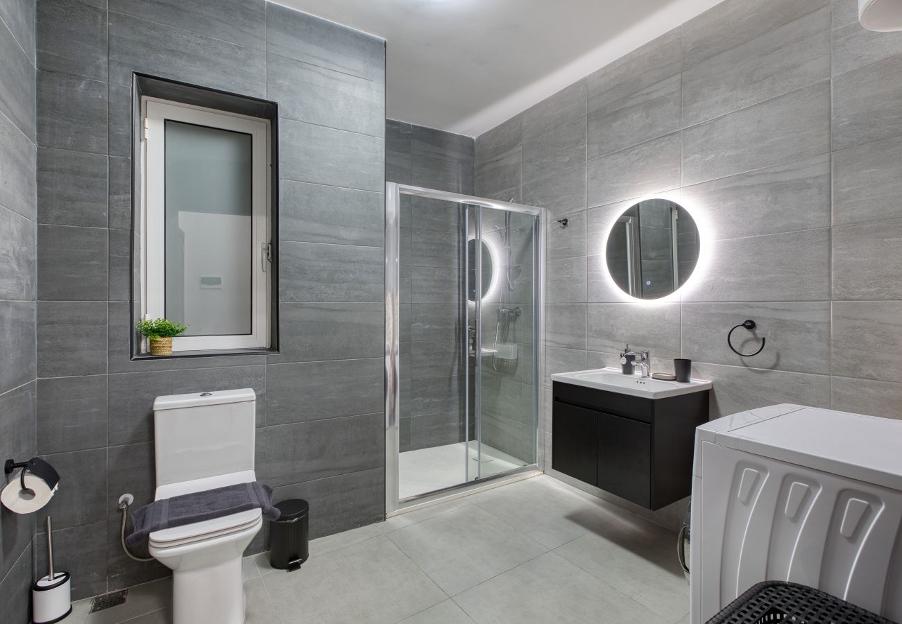 Appartement à Gzira - Bright and spacious 2 bedroom with balcony VMIF1-1