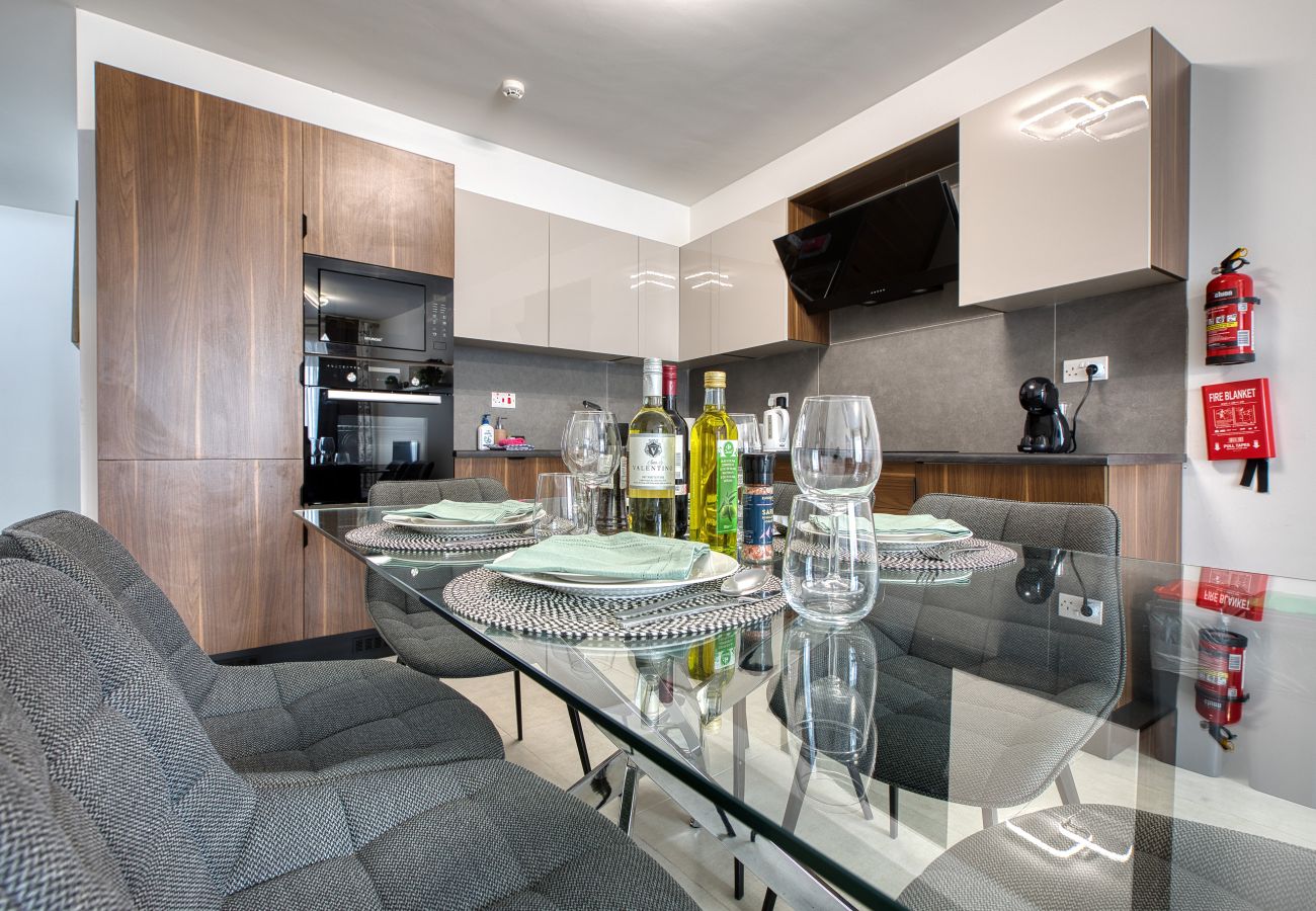 Appartement à Gzira - Bright and spacious 2 bedroom with balcony VMIF1-1
