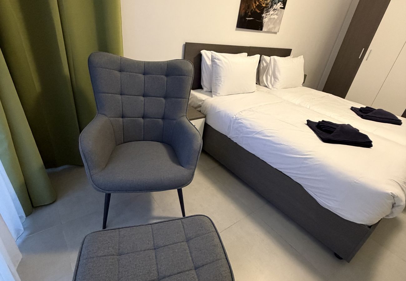 Appartement à Gzira - Bright and spacious 2 bedroom with balcony VMIF1-1