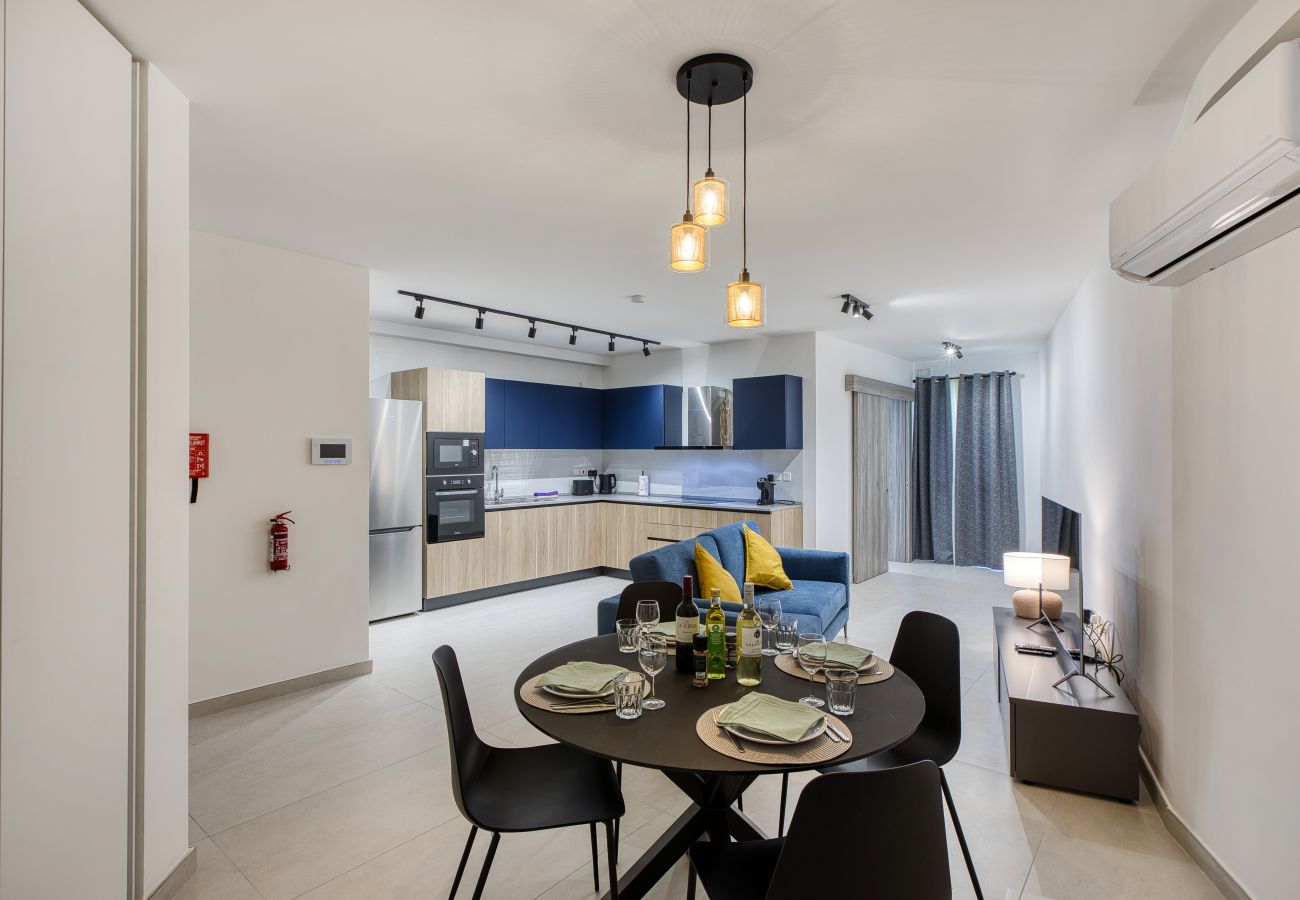 Appartement à St. Paul’s Bay - Modern Seaview Apartment with Balcony PABE1-1