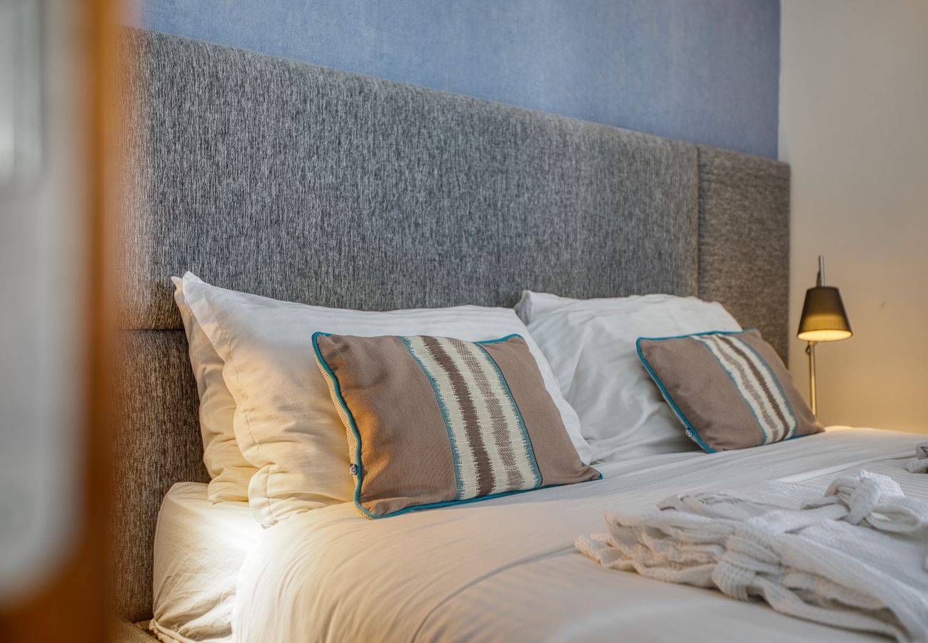 Appartement à Sliema - Large & bright studio with Maltese balcony GOTWN2