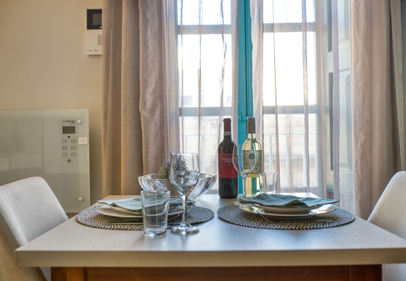 Appartement à Sliema - Large studio with balcony & shared terrace GOTWN4