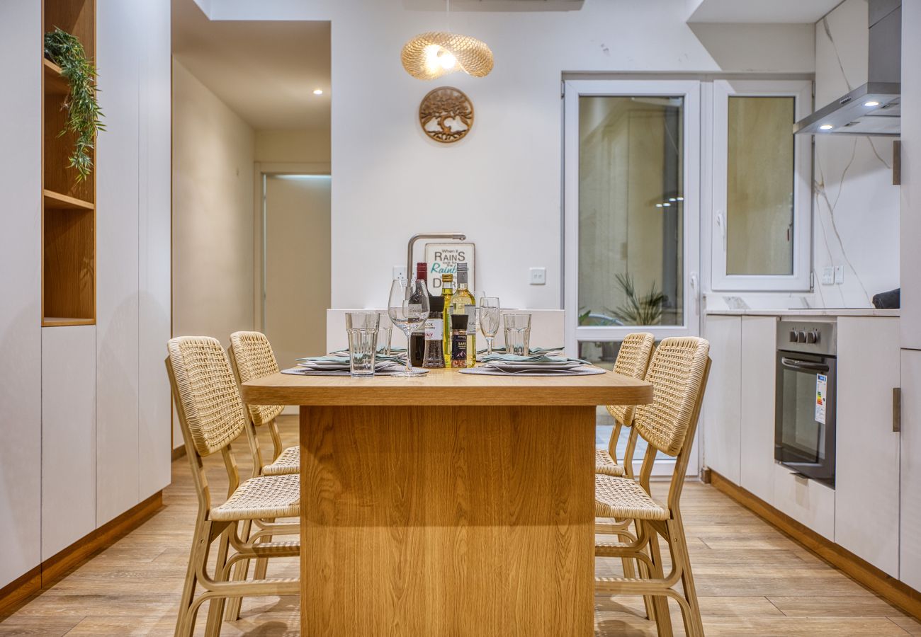 Appartement à Sliema - Designer furnished apartment with yard AROC1-1