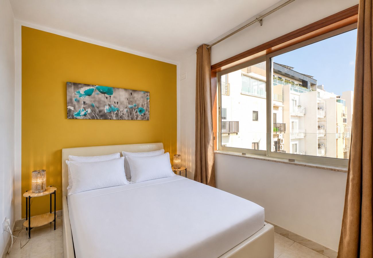 Appartement à Sliema - Spacious & bright apartment, sun terrace PGAL1-1